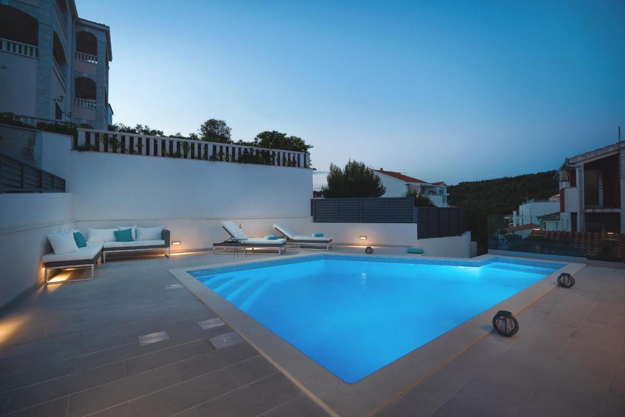Villa Miholina - With Heated Swimming Pool Trogir Exterior photo